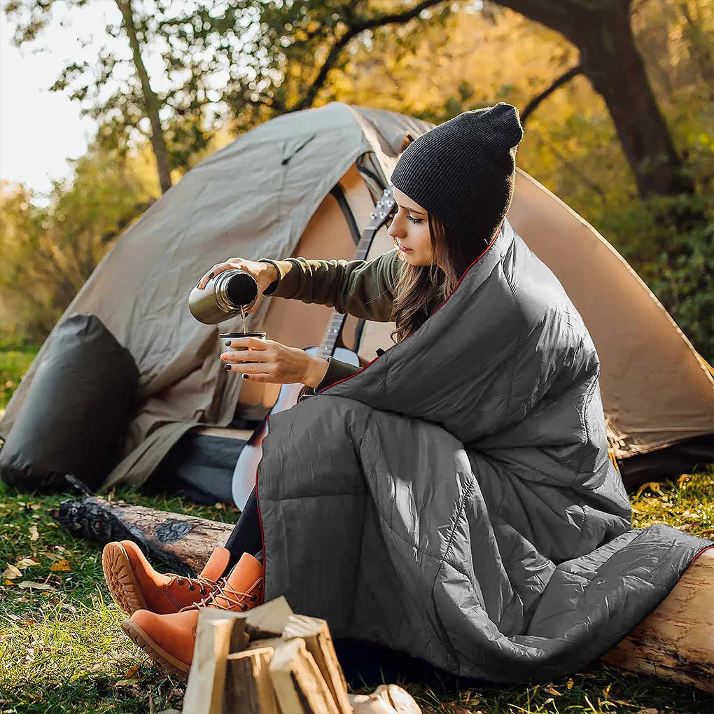 Portable Camping Quilt Travel Blanket for Outdoor Adventure - Image 4